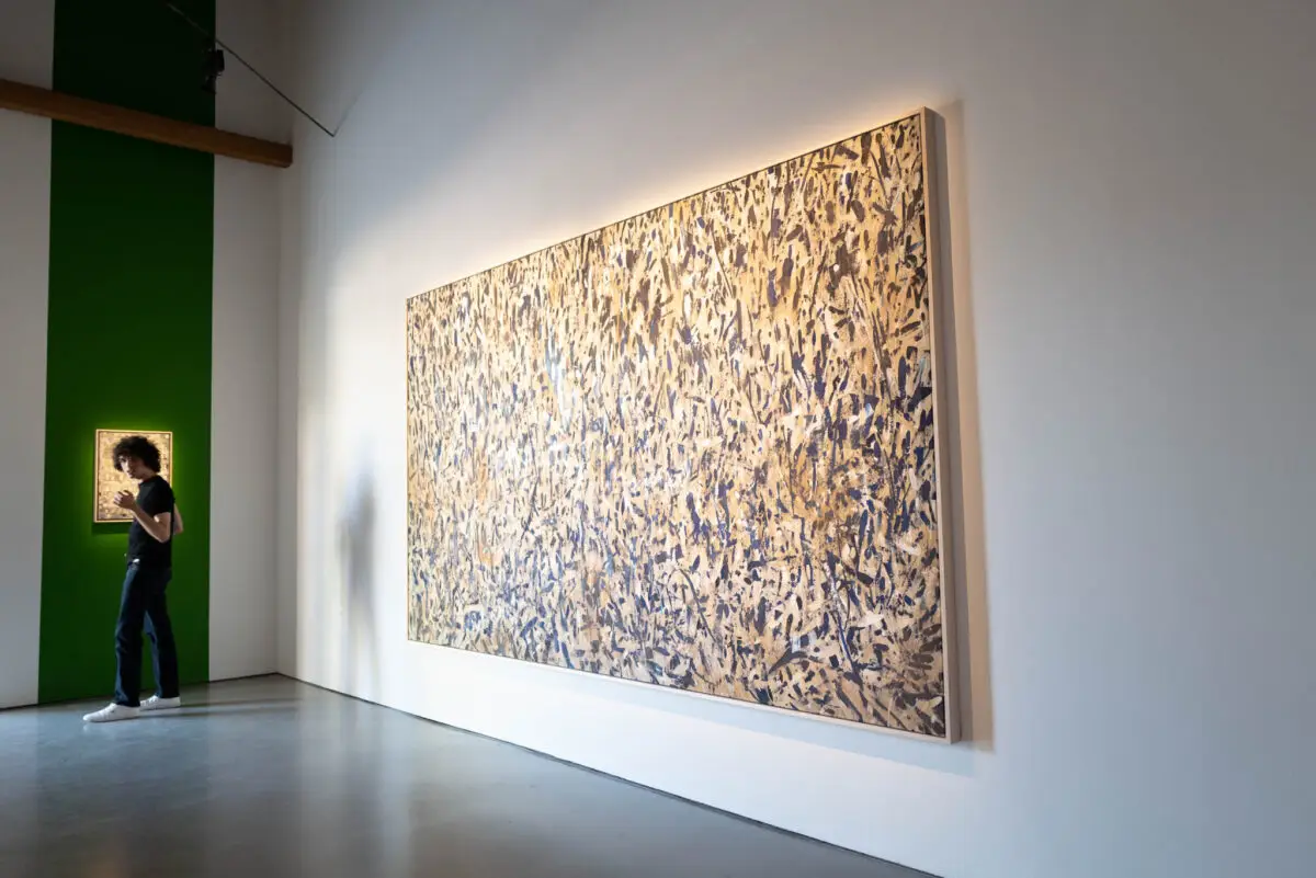 Nicholas-Kontaxis-Catch-Me-UTA-Artist-Space-Beverly-Hills-install-3